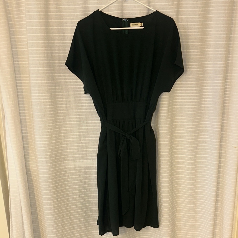 Dark Green Short-Sleeve Tie-Waist Midi Dress